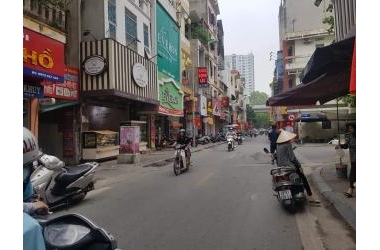 Nhà phố rất hiếm 64m2, 3 tầng, mt: 4.6m, giá: 21.5 tỷ, Lê Lợi, Nguyễn Trãi, Hà Đông, Hà Nội.