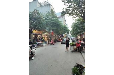 Nhà ở luôn 55m2, 5 tầng, 4PN, 11.8 tỷ, Dọc Bún, Tố Hữu, La Khê, Hà Đông, Hà Nội.
