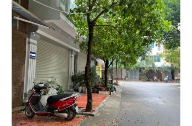 Bán nhà 50m2, 5 tầng, mt: 4.7m, giá: 8.3tỷ Ngô Thì Nhậm, Quang Trung, Hà Đông, Hà Nội.
