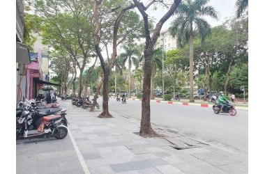 Nhà phố Nguyễn Khuyến 35m2, 5 tầng, mt: 4m, 5.5 tỷ, Văn Quán, Hà Đông, Hà Nội.