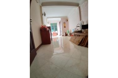 Bán nhà Lãng Yên-DT 95 m2 x 5 tầng.MT 4m.THANG MÁY-Ô TÔ ĐỖ NGÀY ĐÊM-2 MẶT TIỀN-KINH DOANH,VĂN PHÒNG.