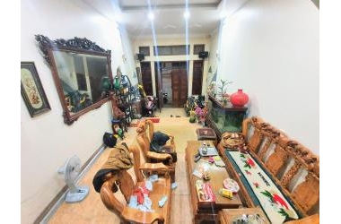 Bán nhà Minh Khai-DT 95 m2 x 3 tầng.MT 4,5m.NHÀ RỘNG-ĐẸP-NGÕ THÔNG THOÁNG-GẦN PHỐ-GẦN Ô TÔ.