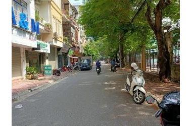 Bán nhà Tạ Quang Bửu-DT 35 m2 x 3 tầng.MT 3,5m.PHÂN LÔ-Ô TÔ ĐỖ CỬA-KINH DOANH VĂN PHÒNG-DÂN TRÍ CAO.