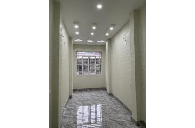 Bán nhà Lương Yên-DT 40m2 x 4 tầng.Ô TÔ ĐỖ CỬA-KINH DOANH-GẦN PHỐ-NỞ HẬU.