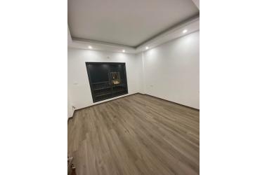Bán nhà Lương Yên-DT 40 m2 x 5 tầng.MT 4m.NHÀ MỚI TINH-2 MẶT TIỀN-NGÕ THẲNG,RỘNG,GẦN PHỐ.