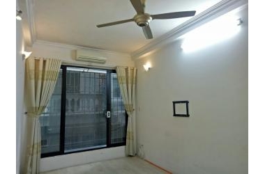 Bán nhà Bạch Đằng-DT 30 m2 x 4 tầng.MT 3,5m.NHÀ ĐẸP Ở LUÔN-MẶT NGÕ-RỘNG 3 GÁC.