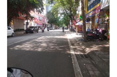 Bán nhà Lạc Trung-DT 71 m2 x 5 tầng.MT 3,5m.VỈA HÈ-2 MẶT TIỀN-NHÀ CHẮC CHẮN-KINH DOANH.