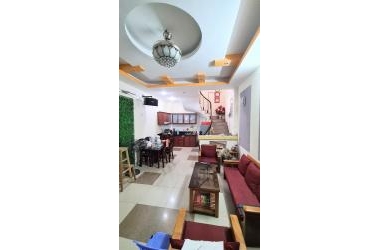 Ô TÔ 7 CHỖ DỪNG ĐỖ - NHÀ ĐẸP Ở NGAY - MẶT TIỀN RỘNG 4M - XUÂN LA 60,5M CHỈ 3,7TY
