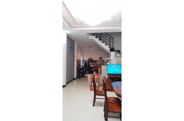 Bán gấp nhà hẻm 6m đường Phạm Văn Hai, 80m2, 4 tầng, chỉ hơn 9.x tỷ, 0932828672