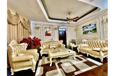 Bán nhà Mặt phố Bà Triệu, Hà Nội, DT: 290m2 x 10 tầng, Giá: 250 tỷ