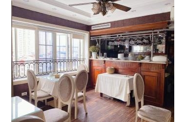 Bán Tòa Khách sạn 4**** Cầu giấy 175 tỷ