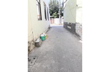 NHÀ HIẾM GẦN MẶT TIỀN NGUYỄN THỊ ĐỊNH QUẬN 2
