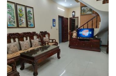 Bán nhà LÔ GÓC, PHÂN LÔ HOA HẬU Phố Xốm, 4 tầng, SIÊU ĐẸP, giá 2.45 tỷ