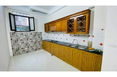 Trung tâm Đống Đa, 60M MẶT PHỐ - NHÀ ĐẸP THOÁNG - Ở NGAY.
