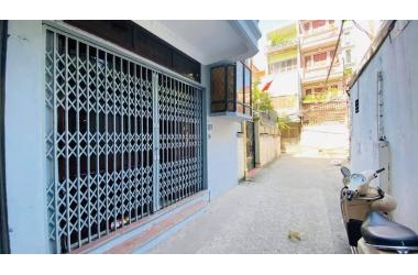 Ô TÔ ĐỖ CỬA THÔNG 2 ĐẦU - LÔ GÓC - PHỐ THÁI HÀ - Ở & KINH DOANH VĂN PHÒNG CỰC TIỆN LỢI