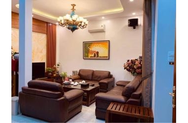Trung tâm Quận - Nhà đẹp Thái Thịnh, ở tuyệt vời - 40m2 5 tầng, 6.5m mặt tiền - Hơn 5 tỷ