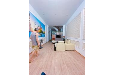 Nhà đẹp VIP Đường Láng - Ngõ thông rộng, sát phố - 50m2, 4 tầng - Nhỉnh 5 tỷ