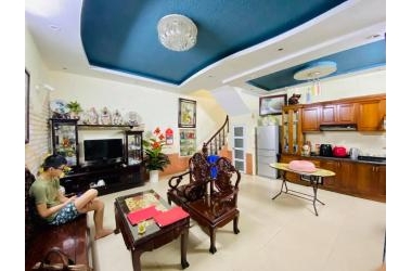 Nhà đẹp 2 thoáng Khâm Thiên - Gần phố, trung tâm - 42m2, 6m mặt tiền - Nhỉnh 4 tỷ