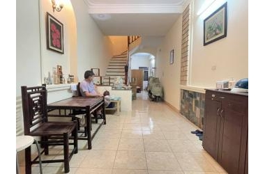 Ngõ thông 2 thoáng, sát ô tô, gần hồ - Nhà đẹp Tây Sơn 50m2, 4 tầng - Hơn 5 tỷ