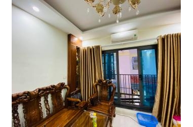 Mặt ngõ thông rộng, kinh doanh - Nhà đẹp Đường Láng 5 tầng, 4m mặt tiền - Hơn 5 tỷ