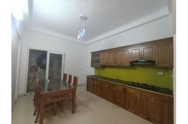 Bán nhà ngõ 192 Lê Trọng Tấn ,36 m, 5 tầng, giá 2.72 tỷ .