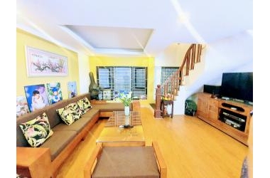 NHÀ ĐẸP LÊ TRỌNG TẤN 5 tầng.giá hơn 3 tỷ