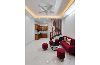Bán nhà Lê Trọng Tấn ,36 m, 5 tầng, giá 2.92 tỷ .
