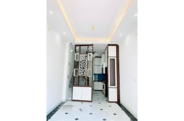 Nhà mới đẹp Kim Giang,35 m,5 tầng,giá 2.78 tỷ