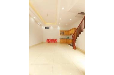 Bán nhà ngõ 289 đường Xuân Phương 30m2 x 4 tầng mt 4.2m 2.5 tỷ Nam Từ Liêm.