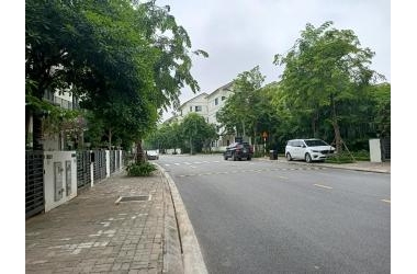 BIỆT THỰ VIP SANG TRỌNG ĐEP LONG CẢNH VINHOME THĂNG LONG 155M X 4 TẦNG MT 7M 15 TỶ AN KHÁNH, HOÀI ĐỨC Ở LUÔN