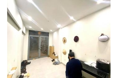 Bán nhà ngõ 29 Võng Thị, 35m2 x 4T, MT 3m, ngõ ô tô cách 40m, 100m Hồ Tây, 3,4 tỷ