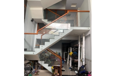 Bán nhà HXH Lê Quang Định, 65m2, 4 tầng, nở hậu chỉ 5.9 tỷ - Lh 0368969178