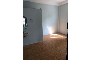 Bán gấp nhà DT lớn 52m2 Lê Đức Thọ gần HXH 3.5 tỷ