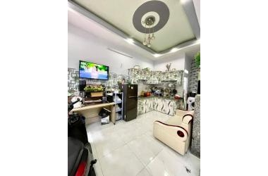 Nhà Công Viên làng Hoa HXH DT 49m ngang 6.5m giá 4.3 Tỷ