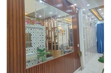 Nhà mới Quang Trung 56m2 hẻm 5m giá 4.05 tỷ
