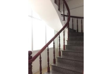 BÁN NHÀ KINH DOANH ĐỈNH - KHU VIP TOÀN VĂN PHÒNG CÔNG TY - SPA - TRƯỜNG HỌC QUỐC TẾ. 65m2 giá nhỉnh 6 tỷ . 3 tầng