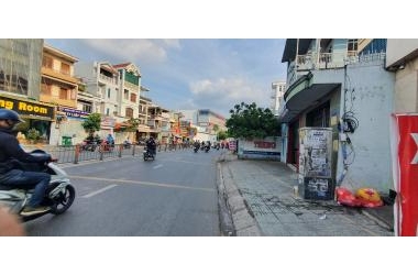 Bán Gấp Đất MT Quang Trung - P8 Gò Vấp 200M2 - 8m x 25- Giá 30 TỶ