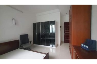 BÁN NHÀ ĐẸP VÀO Ở NGAY - MỘT BƯỚC PHAN XÍCH LONG - CHỦ KẸT BÁN GẤP.