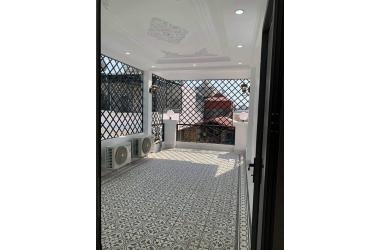 NHÀ ĐẸP NGUYỄN SƠN, Q.LONG BIÊN -Ô TÔ VÀO- 45m2 x 5 tầng