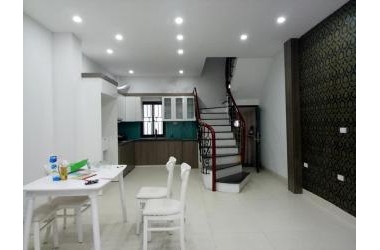 NHÀ BỒ ĐỀ, LONG BIÊN - GẦN CẦU CHƯƠNG DƯƠNG - 40m2 x 3 tầng - 3.05 tỷ - NGÕ Ô TÔ THÔNG HỒNG TIẾN