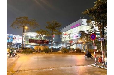 ĐÀM QUANG TRUNG, LONG BIÊN -100M RA AEON- 32m2 x 5 tầng - 2.75 tỷ