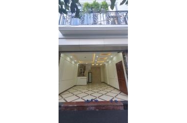 Phố Trạm, Long Biên - 5 tầng x 40m2 - 4.15 tỷ - 20m ra ô tô - Nhà đẹp mê hồn, Vài bước ra phố