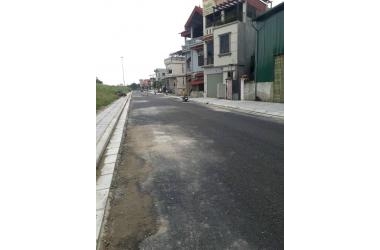 Cổ Bi, Gia Lâm - 70m2 Đất mặt đường đê ô tô tránh, vỉa hè kinh doanh - giá 4.x tỷ