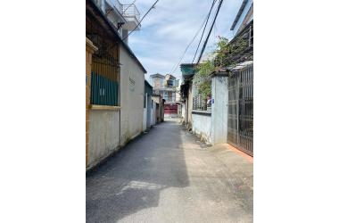 Bán đất 47m2 đường Ô TÔ - Phúc Lợi, Long Biên - giá chi 2.6 tỷ