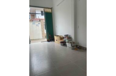 Bán nhà Cấp 4 Gò Ô Môi Sát bên Phú Mỹ Hưng, 168m2 ngang 12m chỉ 11,9 tỷ quận 7