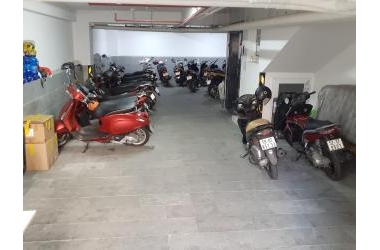 Bán CHDV mặt tiền đường số, 9 tầng 40 phòng doanh thu 240 tr tháng Quận 7