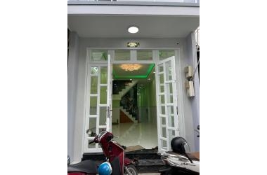 Gấp bán HXH Trần Xuân Soạn, 44m2 3 tầng 5pn, vừa ở vừa kinh doanh chỉ 4 tỷ