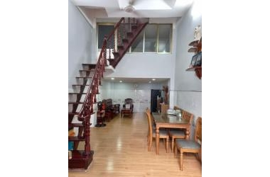 Bán gấp nhà quận 3 Cách Mạng Tháng Tám, 39m2 nhĩnh 4 tỷ 3pn Nhà đẹp vô ở ngay