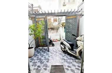 Bán nhà HXH đường số quận 7, nhà mới giao ngay, 70m2 3 tầng nhỉnh 7 tỷ