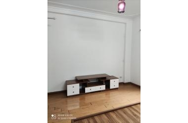 Nhà đẹp phố Ngọc Lâm ở luôn: 56m2, 4Tầng, ô tô đỗ cửa, chỉ 4.3 tỷ